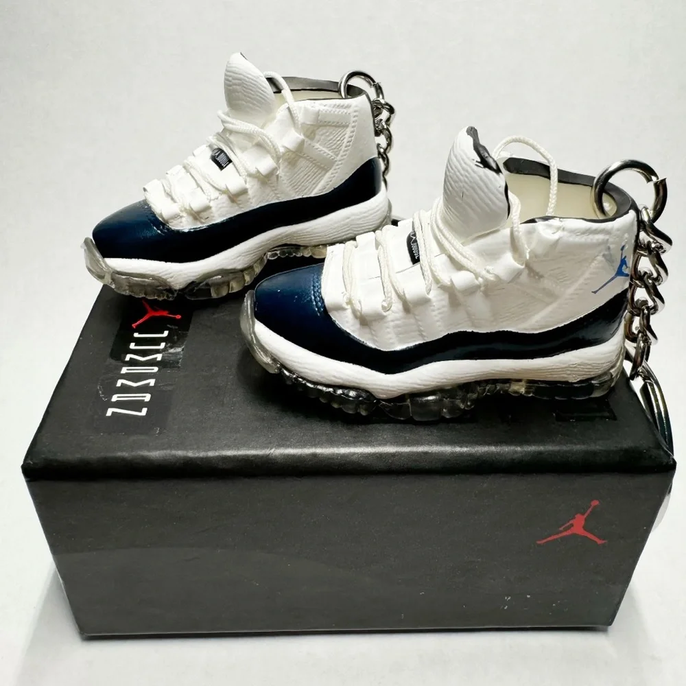 Air Jordan 11 Retro UNC Win Like 82 Navy Blue Sneaker Keychain Pair Shoe Box 3D